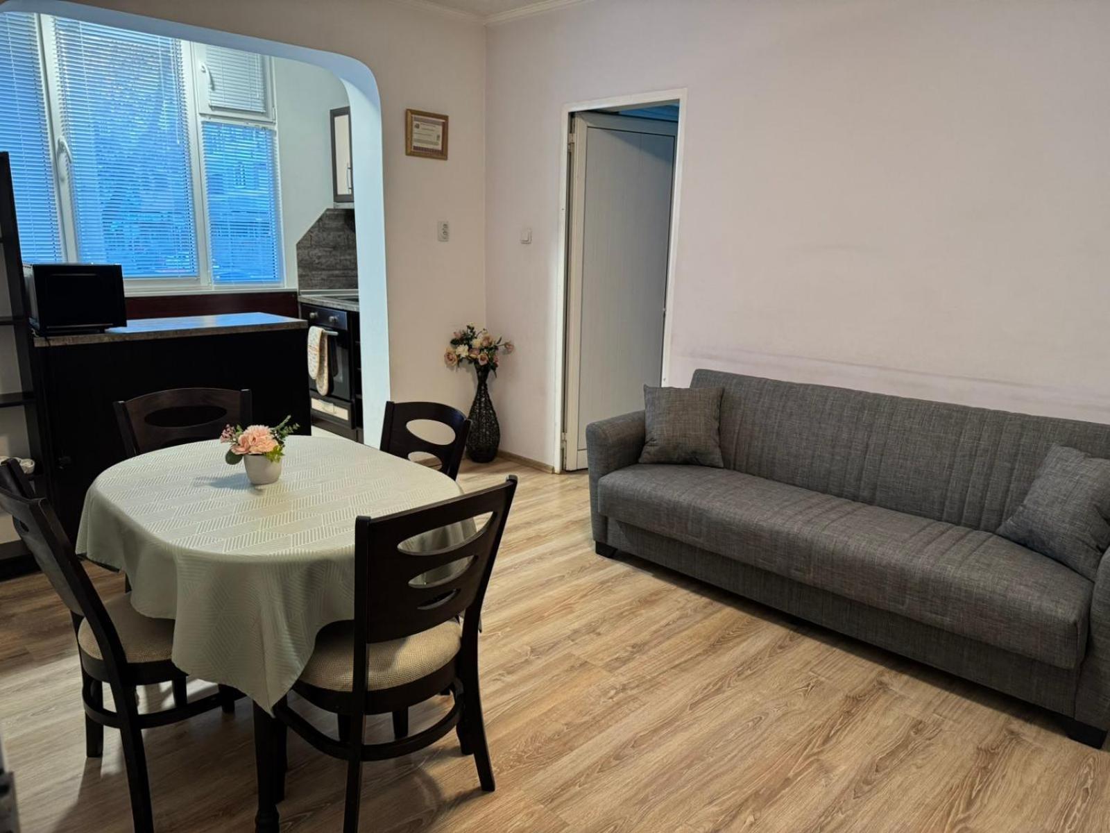 Zoev Apartment Plowdiw